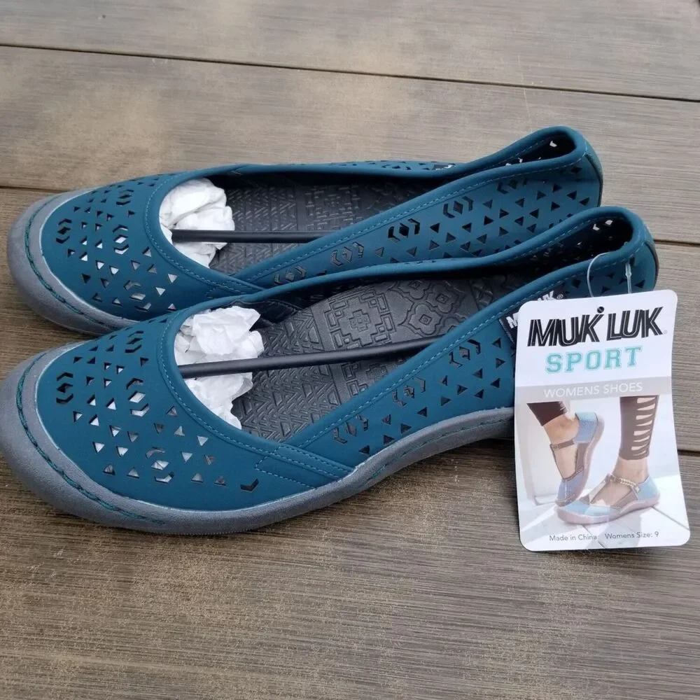 NWT Muk Luks Sport Women Sandy Sport Shoe Turquoise Sandal Size 9 Style 120010